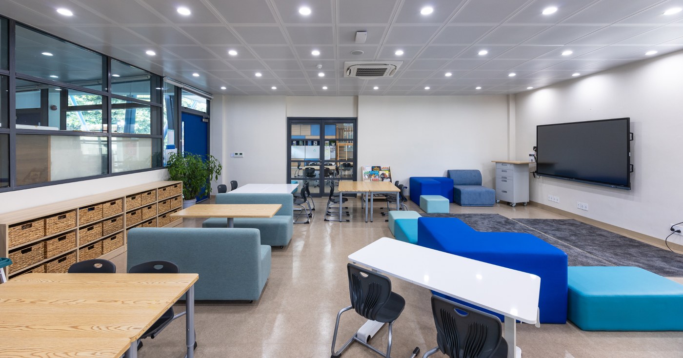 UNIS B5 classrooms